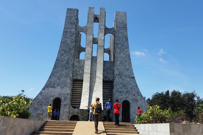 6 day Culture & History Tour in Ghana - Day 4: Ashanti royal history and Kejetia Market