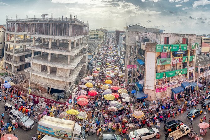 6-Hour Private Guided Accra City Tour - Shopping and craft at the Centre for National Culture