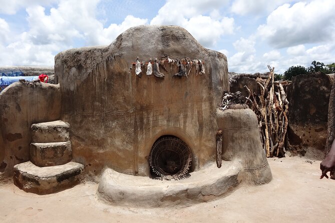 9 Day Ghana Wildlife and Culture Tour - Assin Manso, Cape Coast Castle, and Elmina