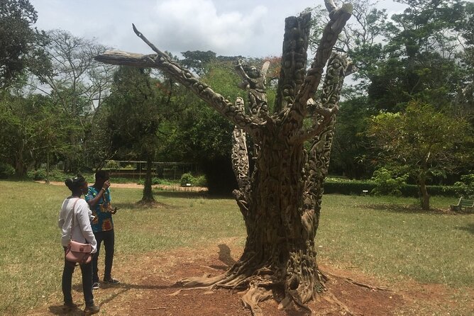 Aburi Gardens and Tetteh Quarshie Farms - Walking through Aburi Botanical Gardens