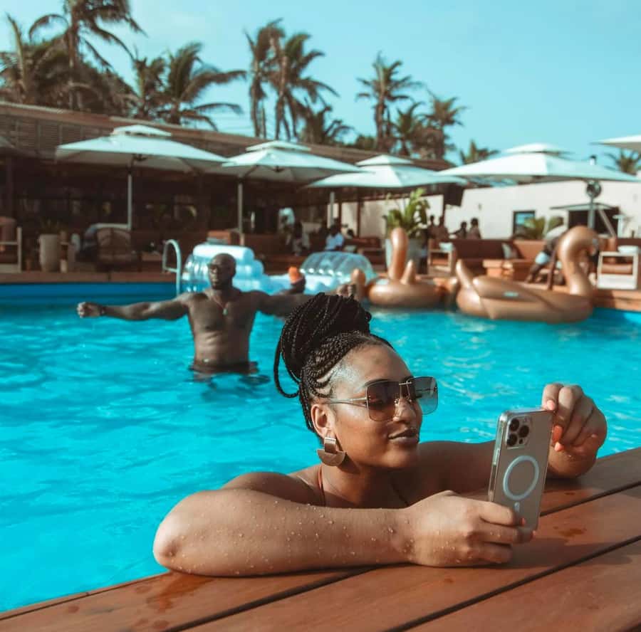 Accra Beachfront Experience: Sun Sand Calm & Lunch - Who will enjoy this beach day most