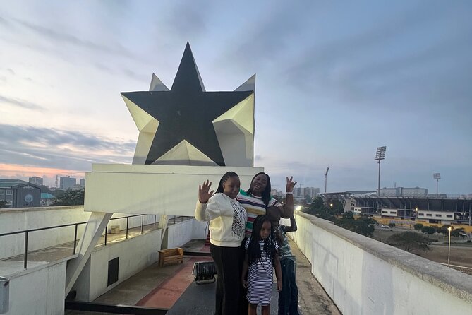 Accra City Tour, explore the history, and local flavours. - Kwame Nkrumah Memorial Park: ending with independence