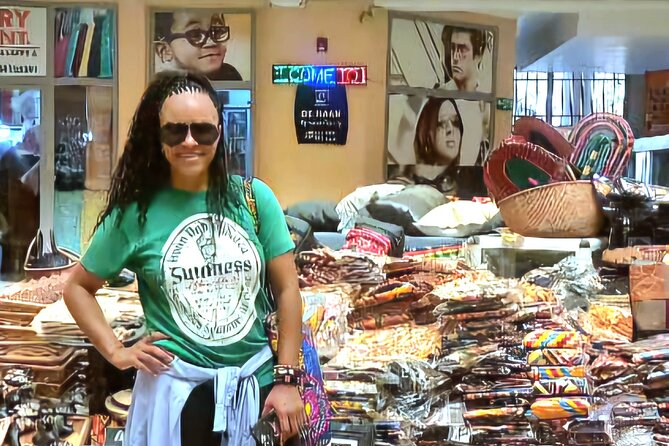 Accra, Ghana Guided Local Market Tour - Kente, jewelry, clothing, and design pieces