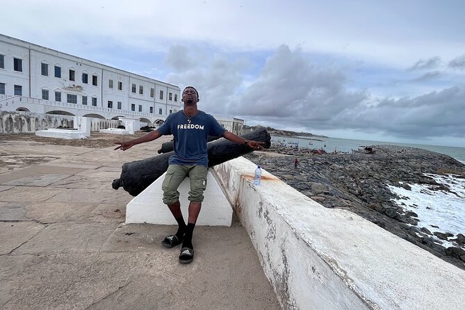 Assin Manso Slave River, Cape Coast and Elmina Castle Day Tour - The guide can shape a difficult day