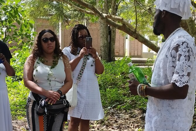 Assin Manso Slaves River and Cape Coast Castle Tour - Who will enjoy this day most?