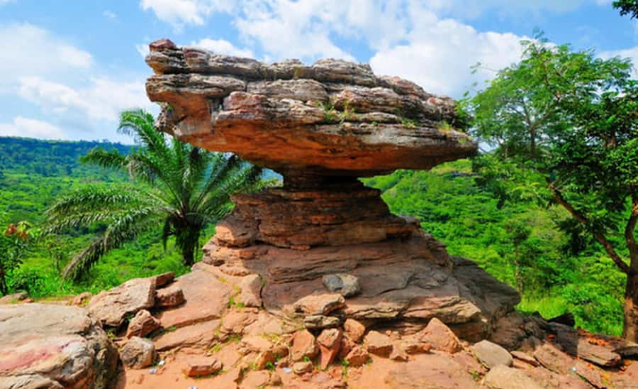 Boti Falls, Umbrella Rock, Aburi Gardens & Cocoa Farm Tour - Umbrella Rock and the choice between walking or driving