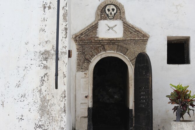 Day Tour to Kakum National Park, Cape Coast and Elmina Castles - Should you book this Ghana day tour?