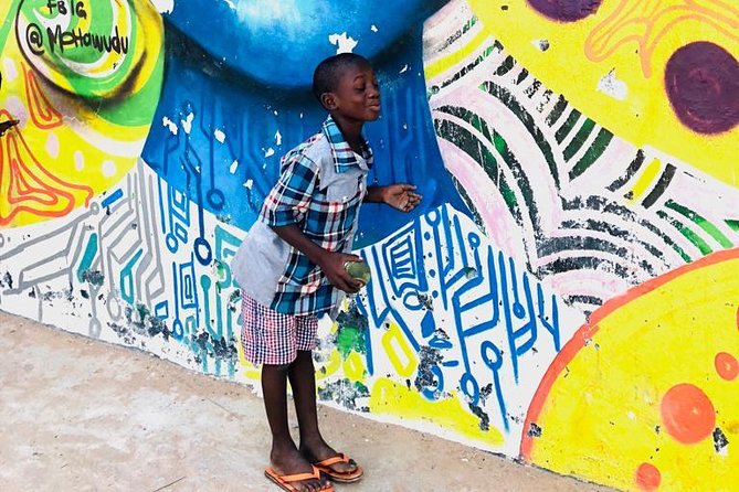 Easytourgh (Accra Tour) - The Guide and the Human Side of the Tour