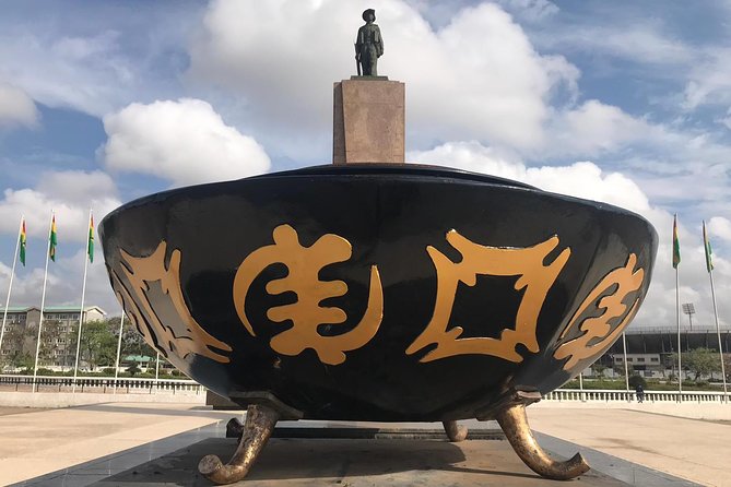 Easytourgh (Accra Tour) - Kwame Nkrumah Memorial Park in One Hour