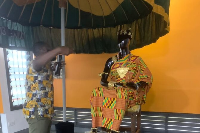 Explore Accra - Driving through Jamestown’s old streets