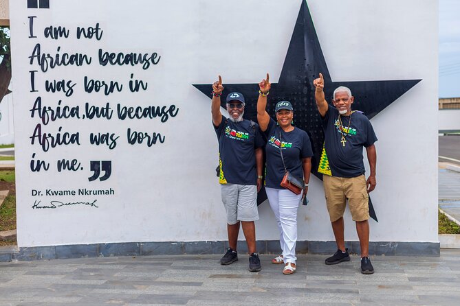 Explore Ghana Multi Day Tour - Kumasi’s royal museums and open-air market