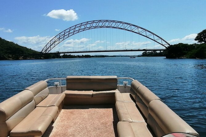 Full-Day Accra Safari and Boat Cruise Private Tour - Key points at a glance