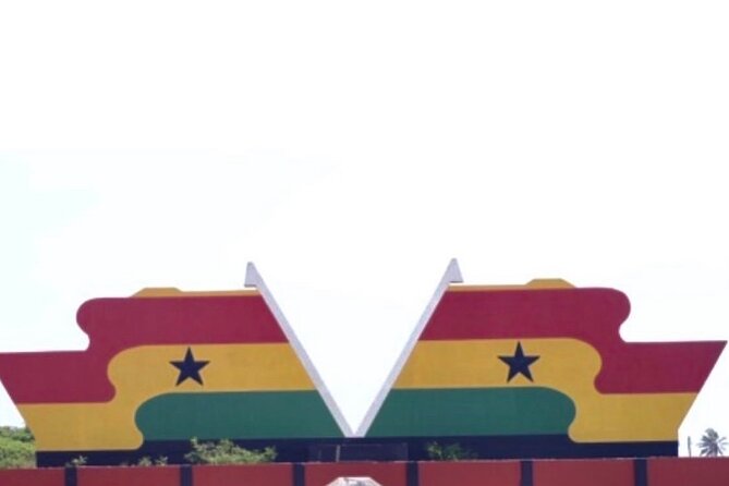 Half-Day City Tour of Accra - The Arts Center for crafts and local culture