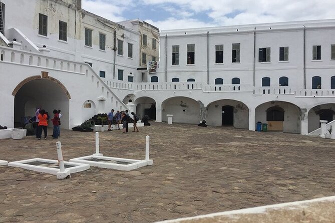 Historical Day Tour to Cape Coast, Elmina and Kakum - Practical advice for making the day easier