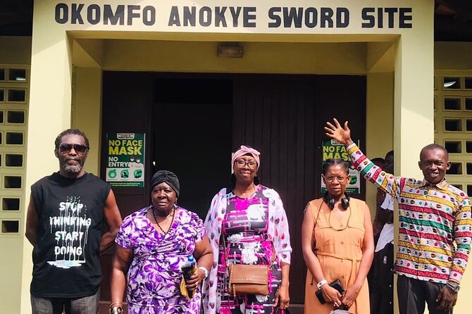 Kumasi City Tour - Kejetia Market, Kumasi at full volume