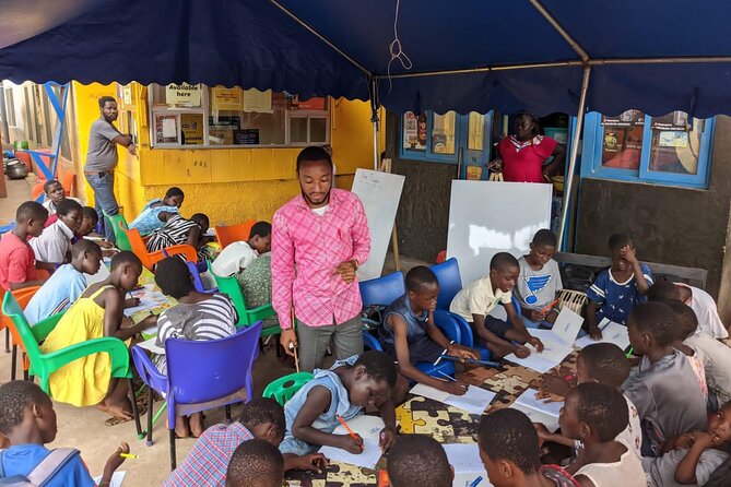 Local Ghanaian Cooking Class in Accra to help support wellness community center - Pounding fufu and working with traditional staples
