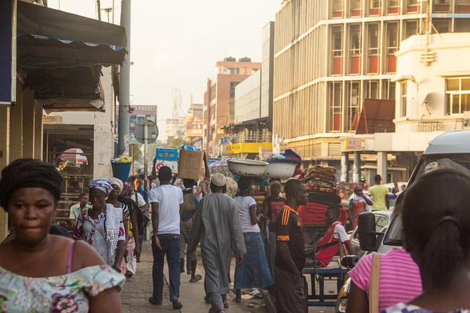 Makola Market Walking Tour - Why Makola Market is easier with a local guide
