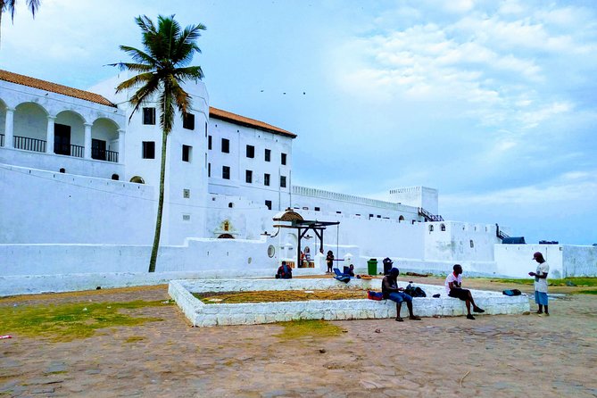 The Cape Coast Tour - Guides, drivers, and the human side of the day